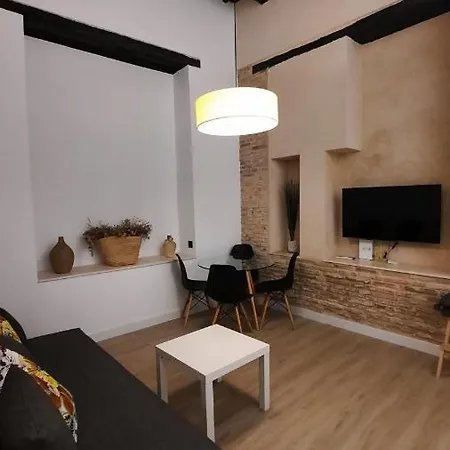 Daire Carmona&house *